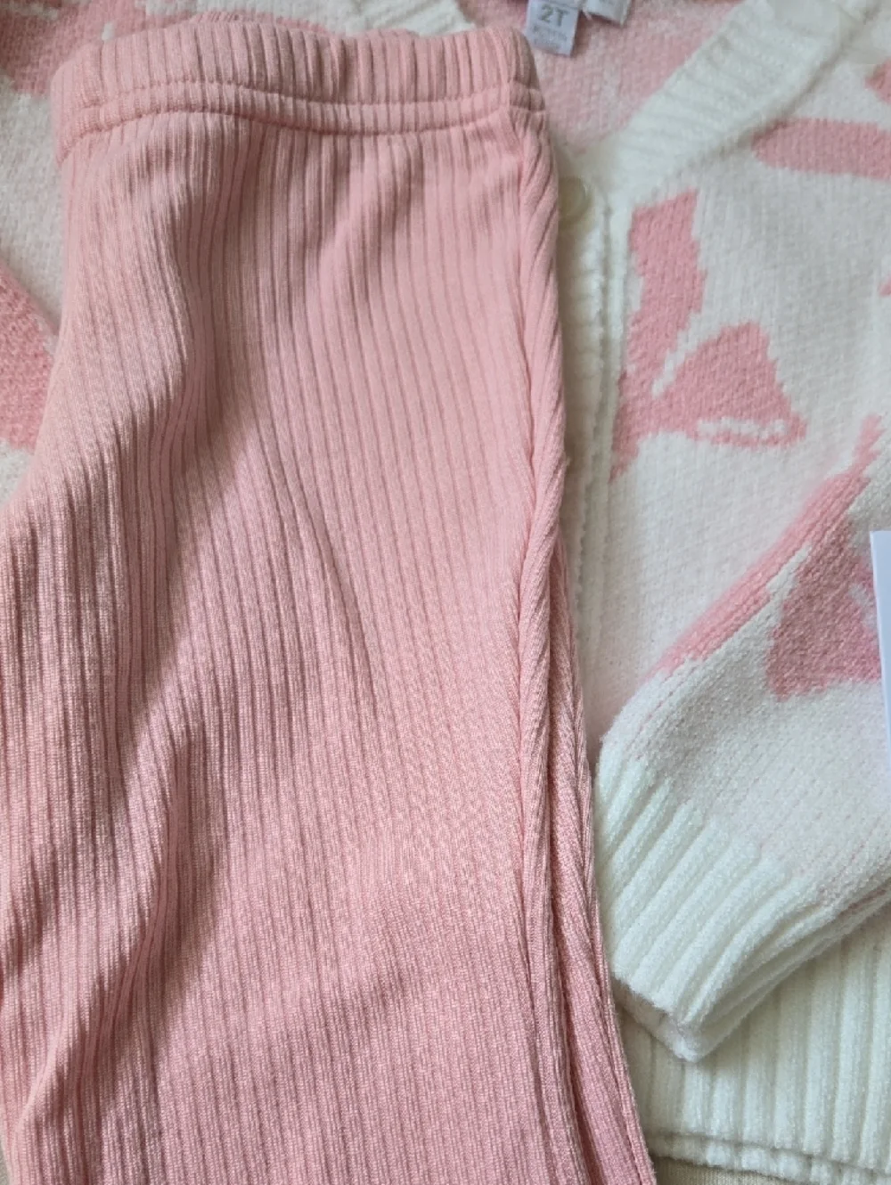 New Toddler Cream Cardigan with Pink Bow Set W/ Flare Leggins - Picture 6 of 6